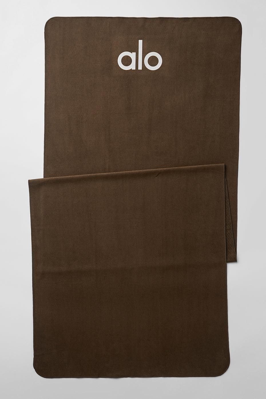 Alo Yoga ロゴ アローヨガ バラクバ 防寒 Alo Yoga | Yoga leggings, clothes, and accessories for