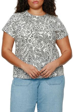 Sanctuary The Perfect T-Shirt in Echo Paisley White at Nordstrom, Size 1X