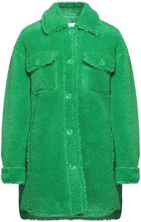 Stand Studio ROPA DE ABRIGO - Borreguito y pelo ecol&oacute;gico en YOOX.COM