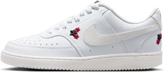 Nike (WMNS) Nike Court Vision Low SE Off White Tough Red IV5530-100
