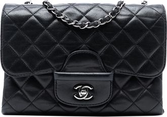 Chanel Pre-owned Womens Small Quilted Lambskin Coco Loop Flap - Black Leather - One Size
