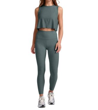 Beyond Yoga Featherweight Minimal Cropped Tank Top In Storm