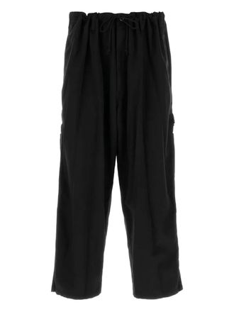 Yohji Yamamoto elastic-waistband patch-pocket trousers - men - Cotton - 3 - Black