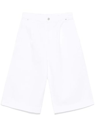 Moschino: White Shorts now up to −83% | Stylight