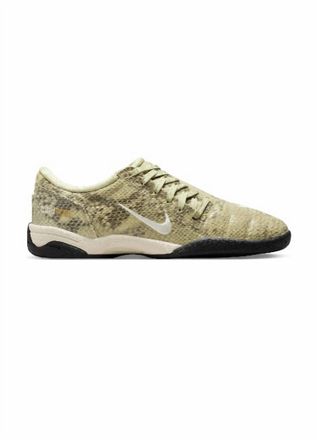 Nike Womens Total 90 Se Shoes In Olive Aura