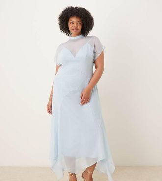 Asos Curve ASOS DESIGN Curve - Vestito lungo accollato in chiffon blu tenue con fondo a fazzoletto