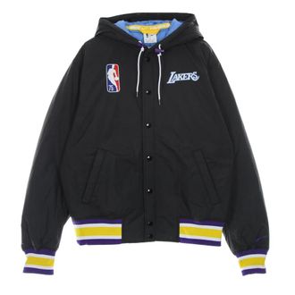 Nike NBA Courtside Jacket Lichtgewicht Gewatteerd - Heren - Trainingsjackets - Zwart - L - Polyester - Fitness