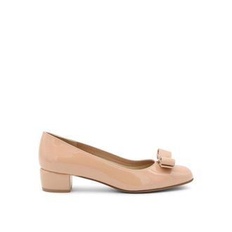 Ferragamo D&eacute;collet&eacute; Vara 30 - - Shoes - Donna - Beige - 41 1/2 EU