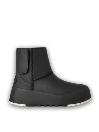 UGG Classic Streetscape Boots