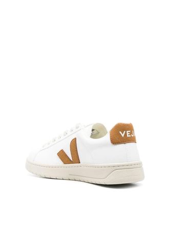 Veja Urca CWL Sneaker - White