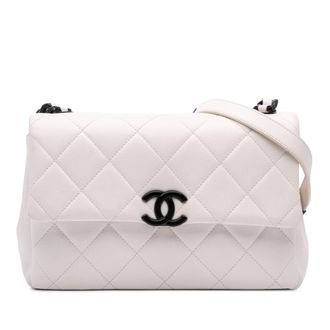 Chanel Chanel 19 Schoudertas met Gewatteerd Ontwerp