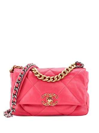 Chanel 19 Flap Bag Quilted Leather Medium crossbody bag - Pink