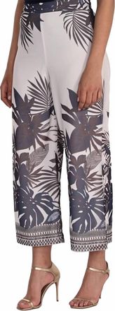 Frank Lyman Design High-Waisted Trousers In Porcelain/midnight