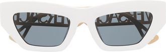 Versace logo cut-out cat eye sunglasses - women - Metal (Other)/Acetate - One Size - White