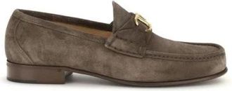 Valentino Garavani Bos Taurus Slip-On Loafers - Heren - Loafers - Bruin - 41 1/2 EU - Leer - Schoenen