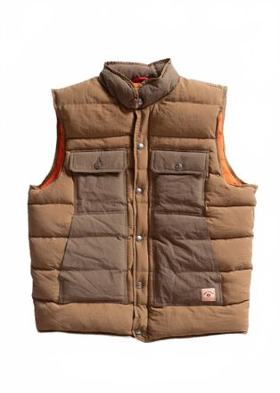 Iron And Resin Mens Maxwell Vest In Beige