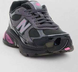 New Balance 2010 sneakers mesh panels rubber sole accents
