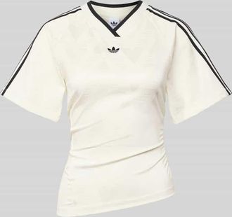 adidas Originals Regular Fit T-Shirt mit asymmetrischem Schnitt in Weiss, Gr&ouml;&szlig;e XL