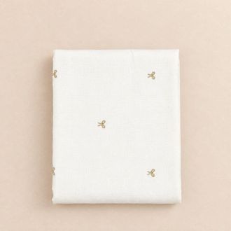 Maisons du monde Mantel de algod&oacute;n org&aacute;nico marfil con bordados dorados