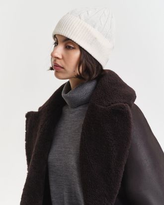 GANT Women Cable Knit Wool Beanie (ONE SIZE) CREAM