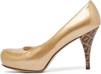Fendi Pumps in pelle verniciata - Oro