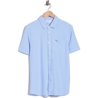 Vintage Summer Swimwear Short Sleeve 4-Way Stretch Seersucker Button-Down Shirt in Blue at Nordstrom Rack, Size Medium