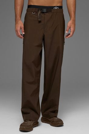 Alo | Alpha Shell Pants in Espresso, Size: Medium