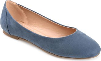 Journee Collection Women & apos;s Comfort Kavn Narrow Width Flats