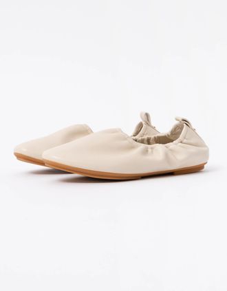 FitFlop Womens FitFlop Delicato Poise Womens Leather Ballerina Shoes - Hazy Taupe E40 - Tan - Size: 5