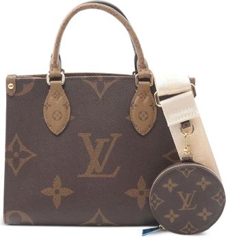 Louis Vuitton Borsa a tracolla OnTheGo PM con monogramma Reverse Giant 2021-2025 - Marrone
