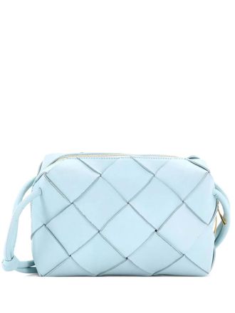 Bottega Veneta Cassette Camera Crossbody Bag Maxi Intrecciato Leather Small shoulder bag - Blu