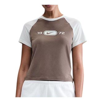 Nike (WMNS) Nike Sportswear Chill Knit Slim Graphic T-Shirt Mink Brown HV4992-134