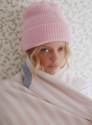 Simons Womens Solid-colour ribbed Tuque Hat