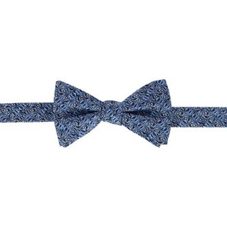 Trafalgar Store Benitos Blue Basketweave Pattern Silk Novelty Bow Tie in Light Blue at Nordstrom