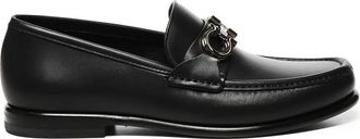 Ferragamo Zwarte Leren Platte Schoenen Amandel Teen - Heren - Loafers - Zwart - 40 1/2 EU - Leer - Schoenen