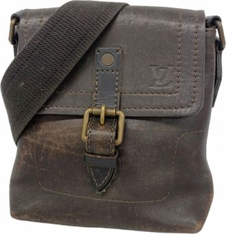 Louis Vuitton Coffee Shoulder Bag (Pre-Owned)