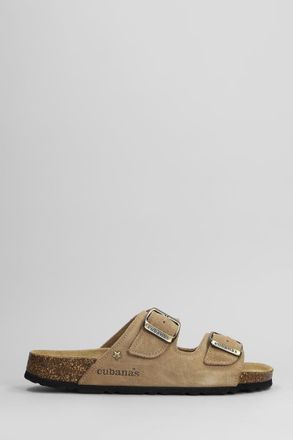 Cubanas Amalia Flats