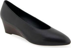 Aerosoles Caruzo Wedge Pump in Black Leather at Nordstrom Rack, Size 8.5