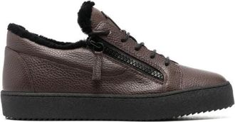 Giuseppe Zanotti Elegante Bruine Gesloten Platte Sneakers - Heren - Sneakers - Bruin - 45 EU - Leer - Schoenen