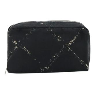 Chanel Pre-owned Clutches, female, Black, Size: ONE SIZE Pre-owned Nylon Cosmetic Pouch Black