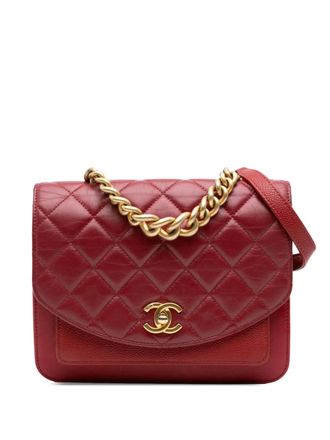 Chanel 2019 Small Quilted Calfskin and Caviar Chain Handle Flap satchel - women - Calf Leather/Caviar Leather - One Size - RED