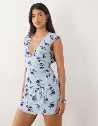 Motel Mowgli - Vestito corto arricciato blu foglia con maniche con volant