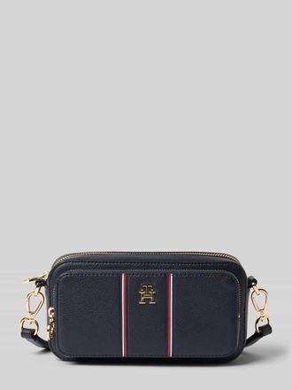 Tommy Hilfiger Umh&auml;ngetasche mit abnehmbarer Schulterriemen in Dunkelblau, Gr&ouml;&szlig;e 1