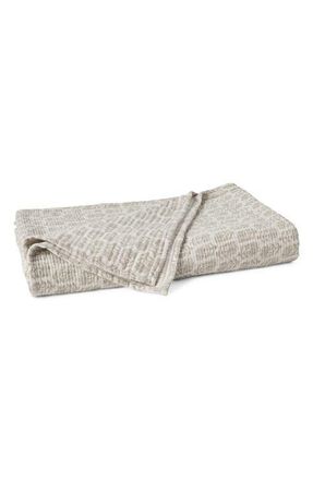 Coyuchi Mirada Organic Cotton Matelass&eacute; Blanket in Sand Chrysanthemum at Nordstrom, Size King/california King