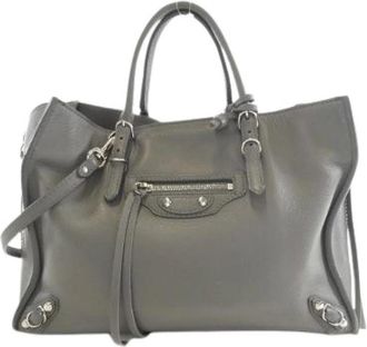 Balenciaga Pre-owned Handbags, female, Gray, Size: ONE SIZE Pre-owned Papier A6 Zip Around Calf Shoulder Bag