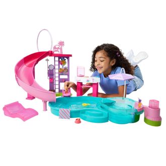 BARBIE Piscina Dei Sogni, Set Con 6 Aree Di Gioco Tra Cui Scivolo E Idromassaggio, Cuccioli, Galleggianti E Oltre 20 Accessori Inclusi, Giocattolo Per Bambin