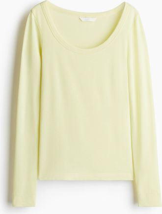 H&M Shirt mit U-Ausschnitt - Yellow