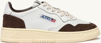 Autry MEDALIST LOW SNEAKERS IN WHITE LEATHER AND MAHOGANY SUEDE