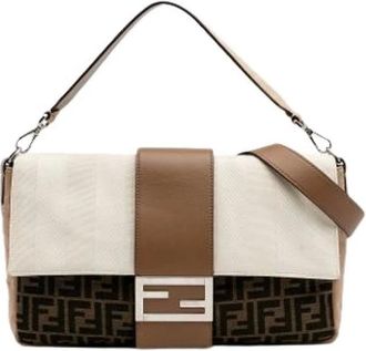 Fendi Pre-owned Shoulder Bags, female, Brown, Size: ONE SIZE Pre-owned Leather Shoulder Bag