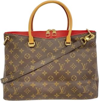 Louis Vuitton Pre-owned Handbags, female, Brown, Size: ONE SIZE Pre-owned Pallas MM Handbag